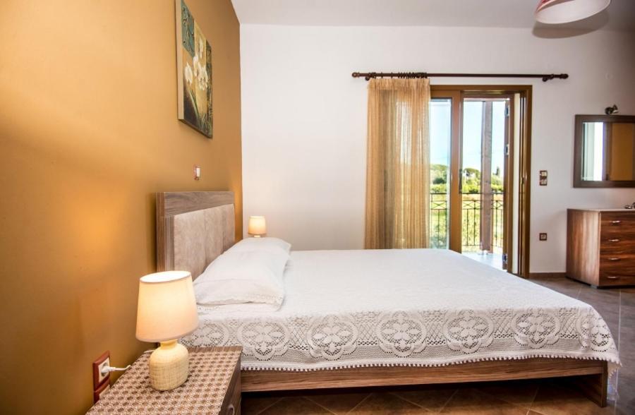 Villa Irida Afrato Kültér fotó