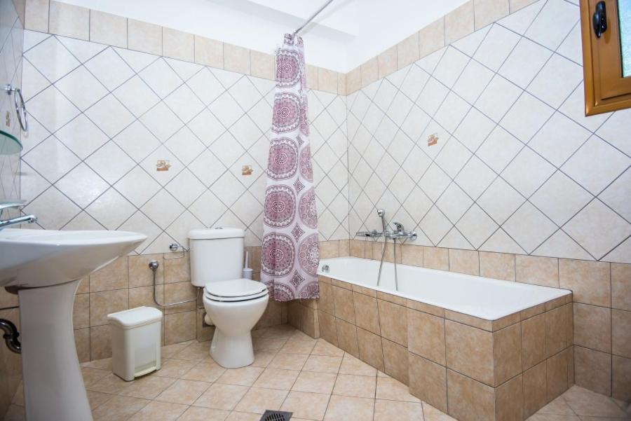 Villa Irida Afrato Kültér fotó