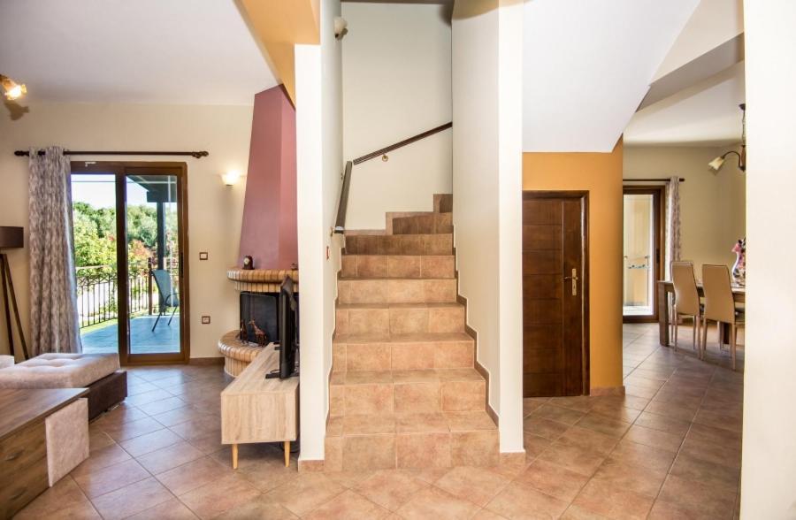 Villa Irida Afrato Kültér fotó